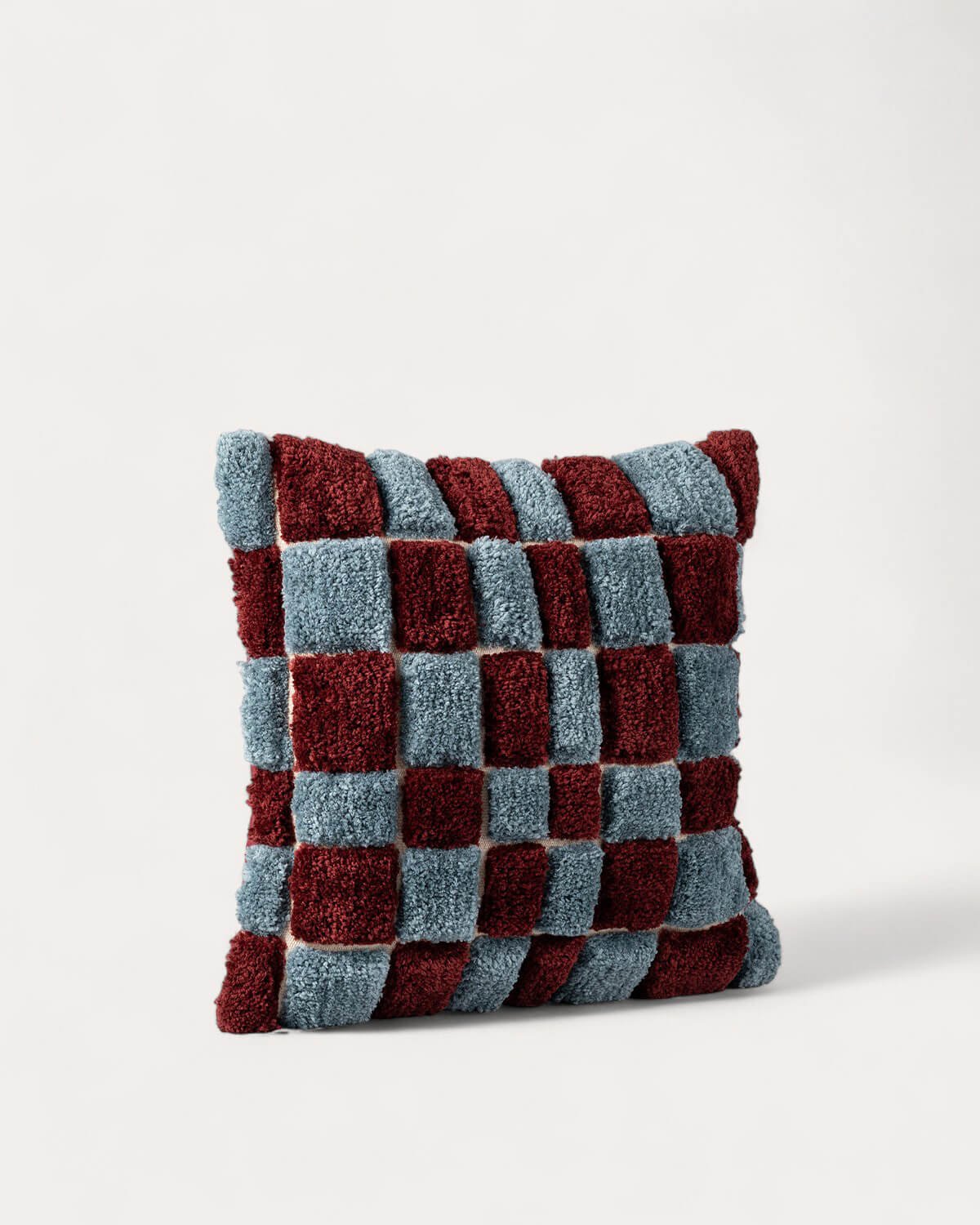 Coussin Carré en Tissu (50x50 cm) Sazan, image de la gelerie 1