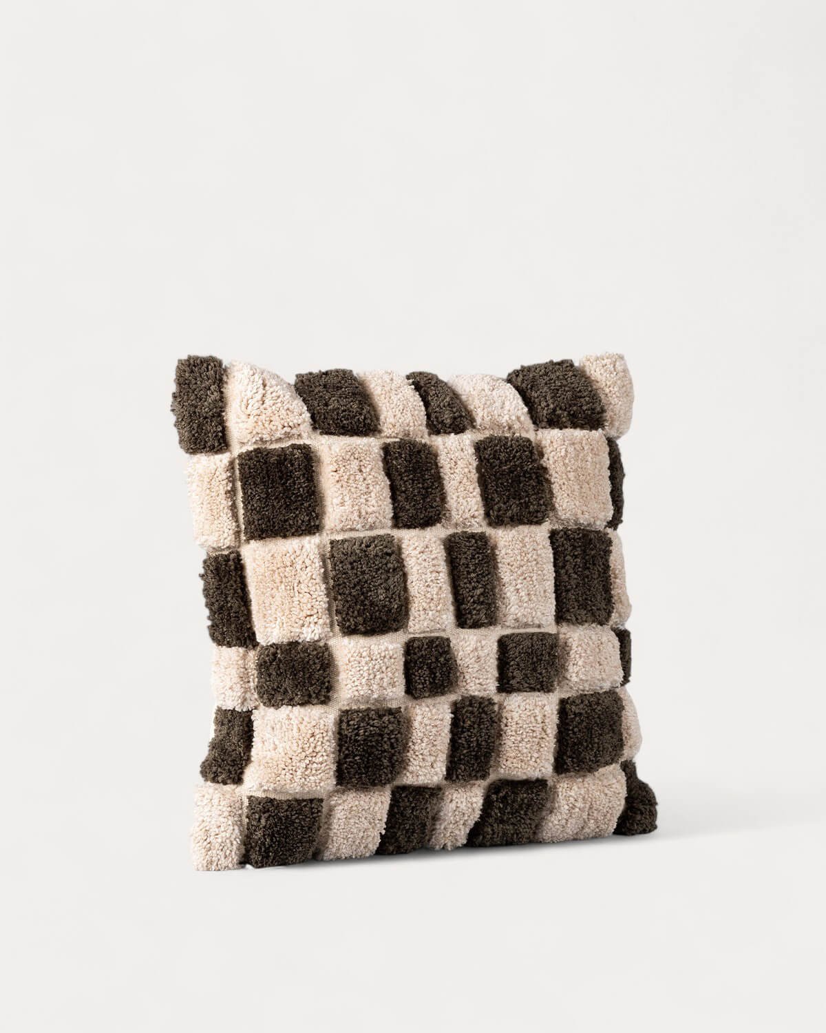 Coussin Carré en Tissu (50x50 cm) Sazan, image de la gelerie 1