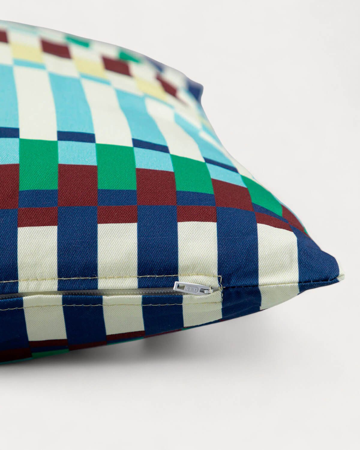 Coussin Carré en Tissu (45x45 cm) Mahia, image de la gelerie 3