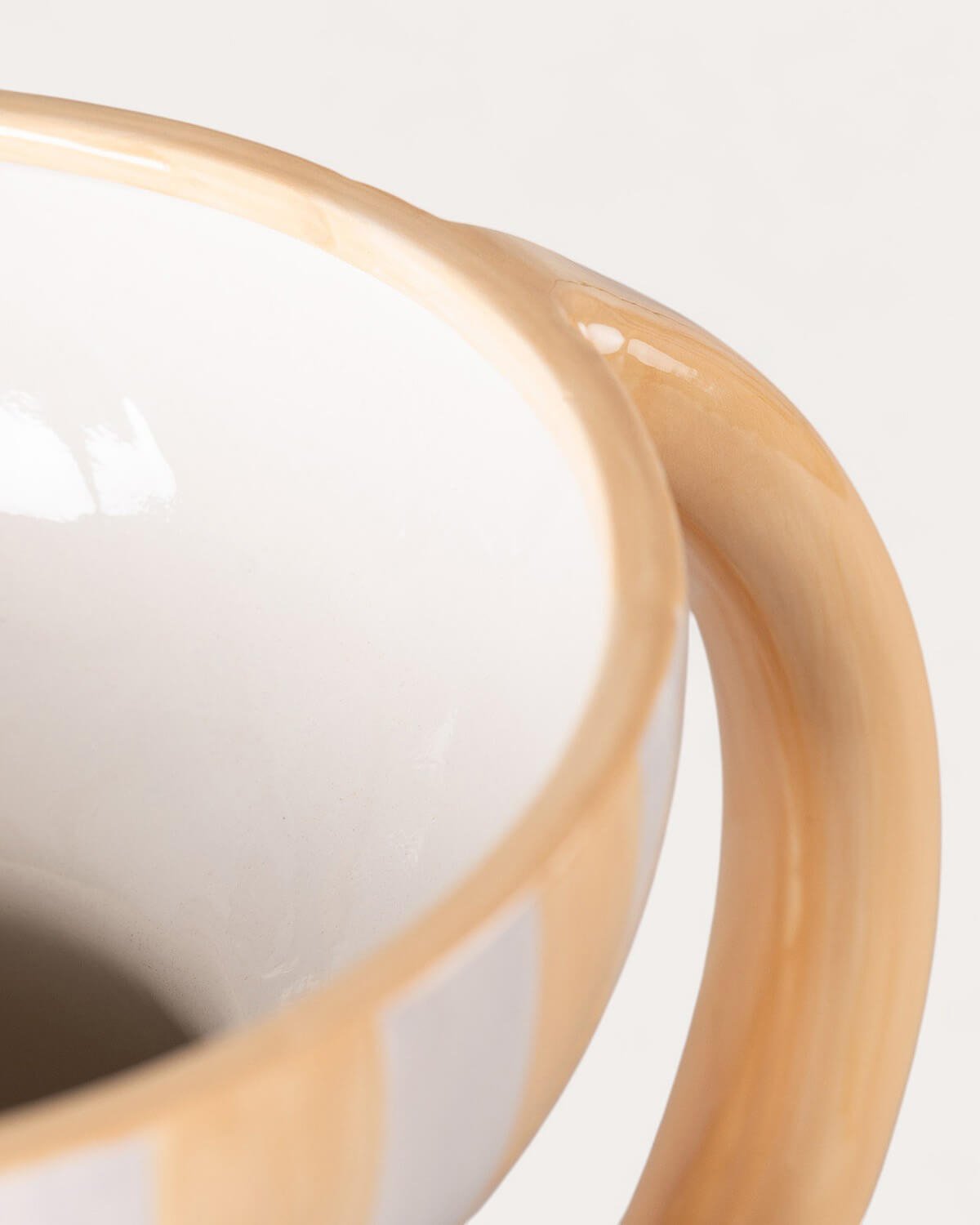 Grand Vase en Dolomite XL Litchi Lines, image de la gelerie 7