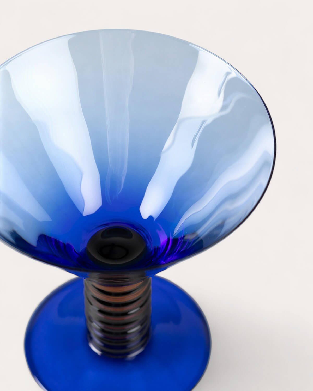 Pack de 4 Verres à Cocktail en Cristal Riva, image de la gelerie 3