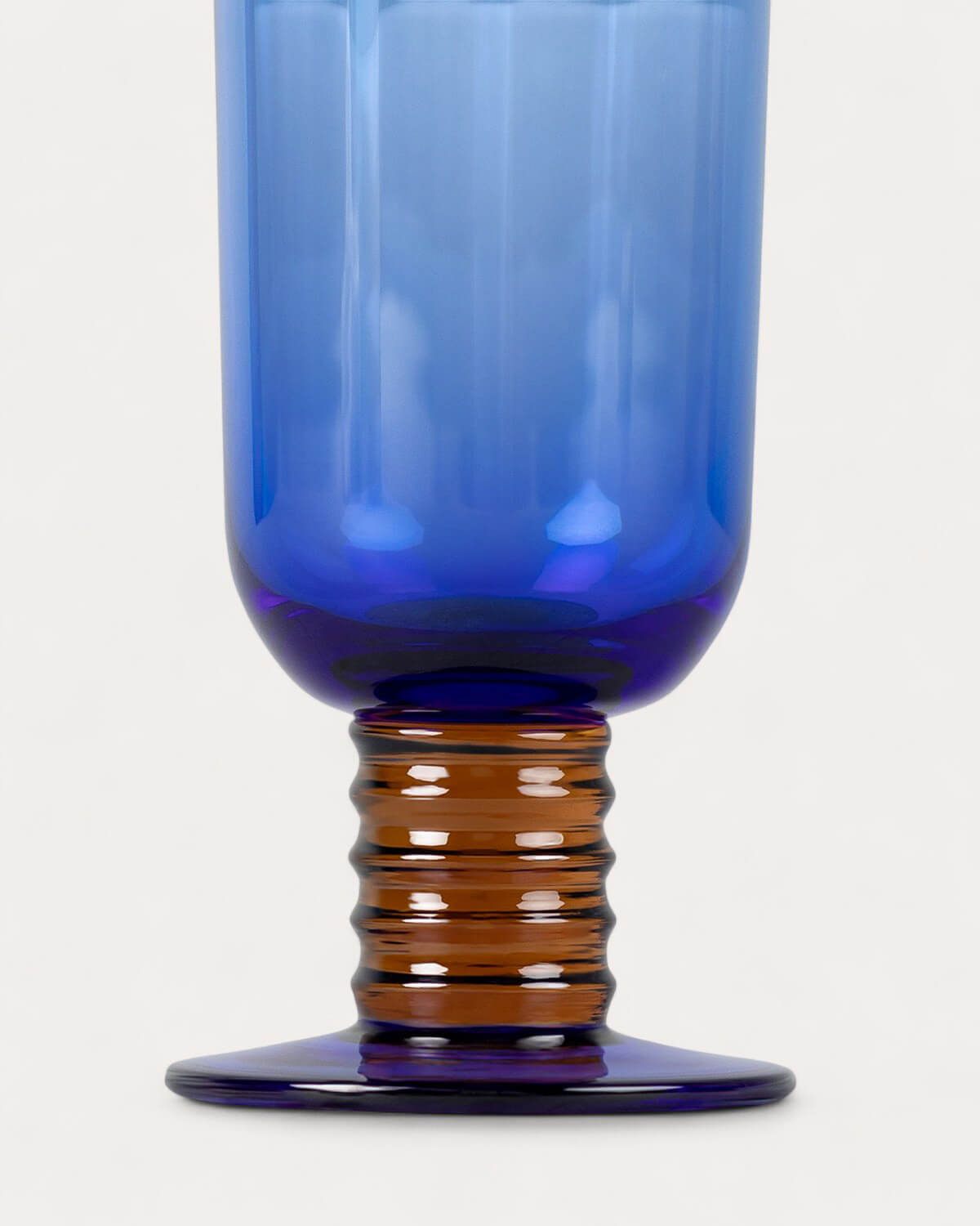 Pack de 4 Verres à Champagne Crystal Riva, image de la gelerie 3