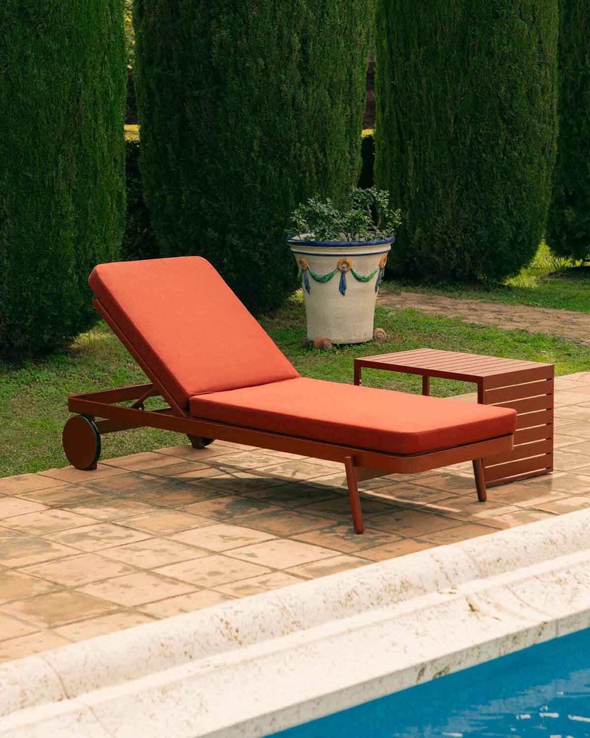 Chaise Longue Inclinable en Aluminium avec Coussin en Tissu Celina, image de la gelerie 2