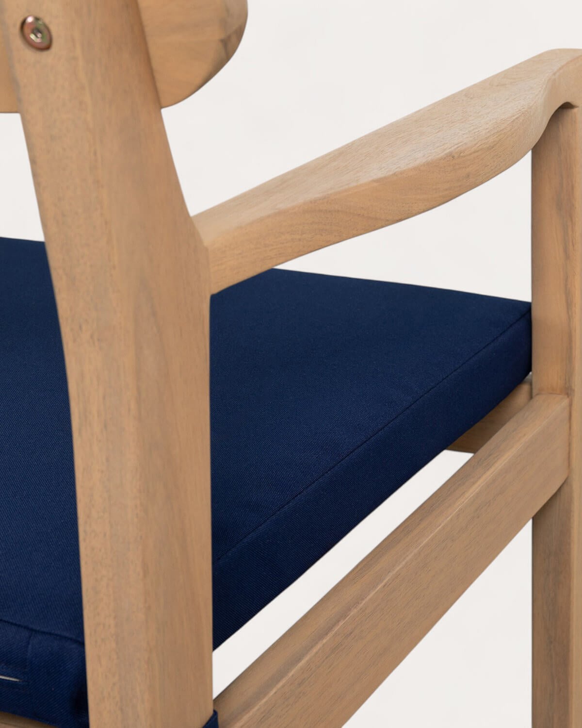 Ensemble avec table rectangulaire 180x100 cm et 6 chaises d'extérieur avec accoudoirs en bois d'acacia Mirla, image de la gelerie 6