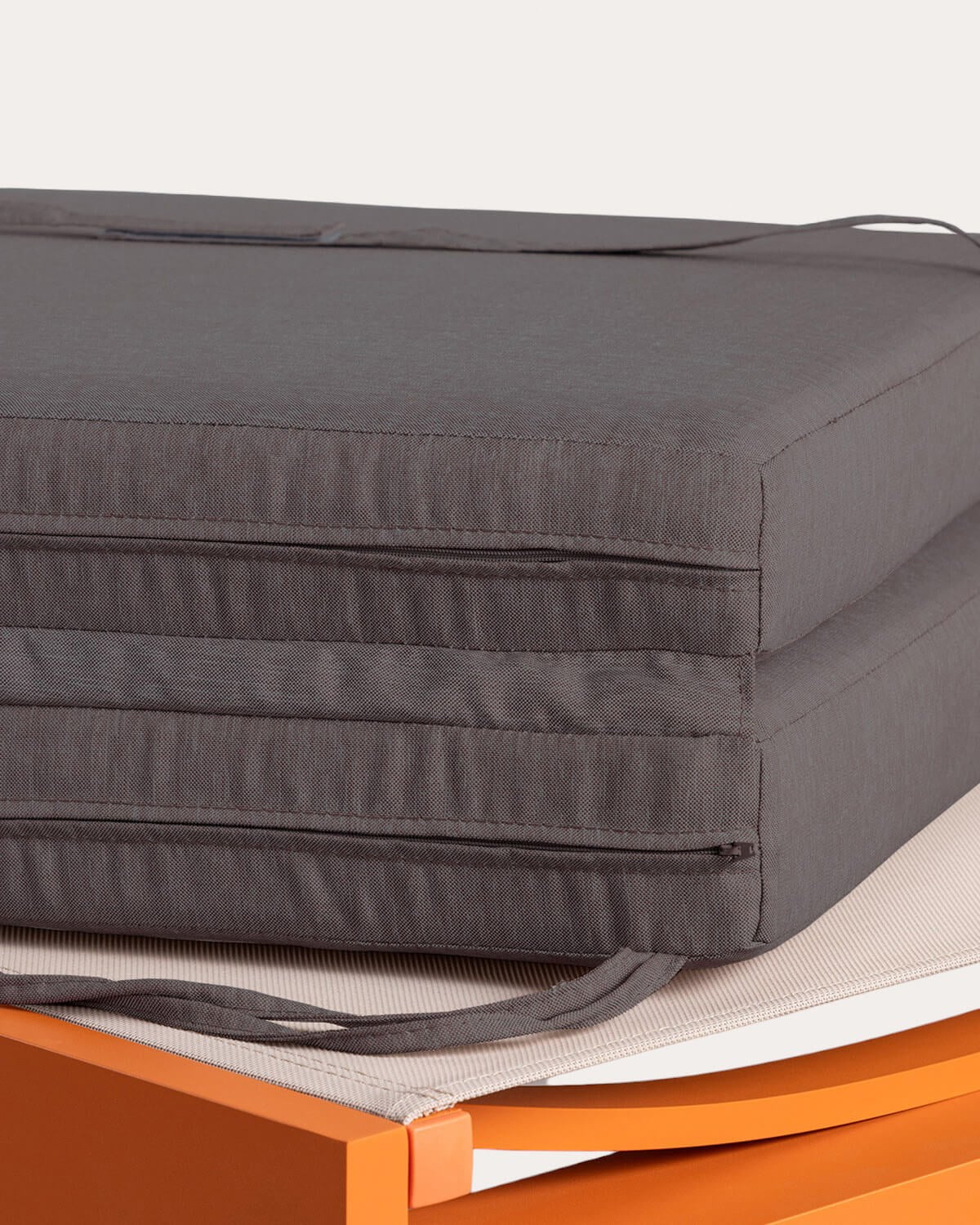 Chaise longue Inclinable en Aluminium avec Coussin en Tissu New Kreta , image de la gelerie 2