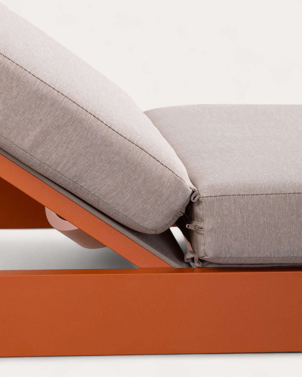 Chaise longue Inclinable en Aluminium avec Coussin en Tissu New Kreta , image de la gelerie 6