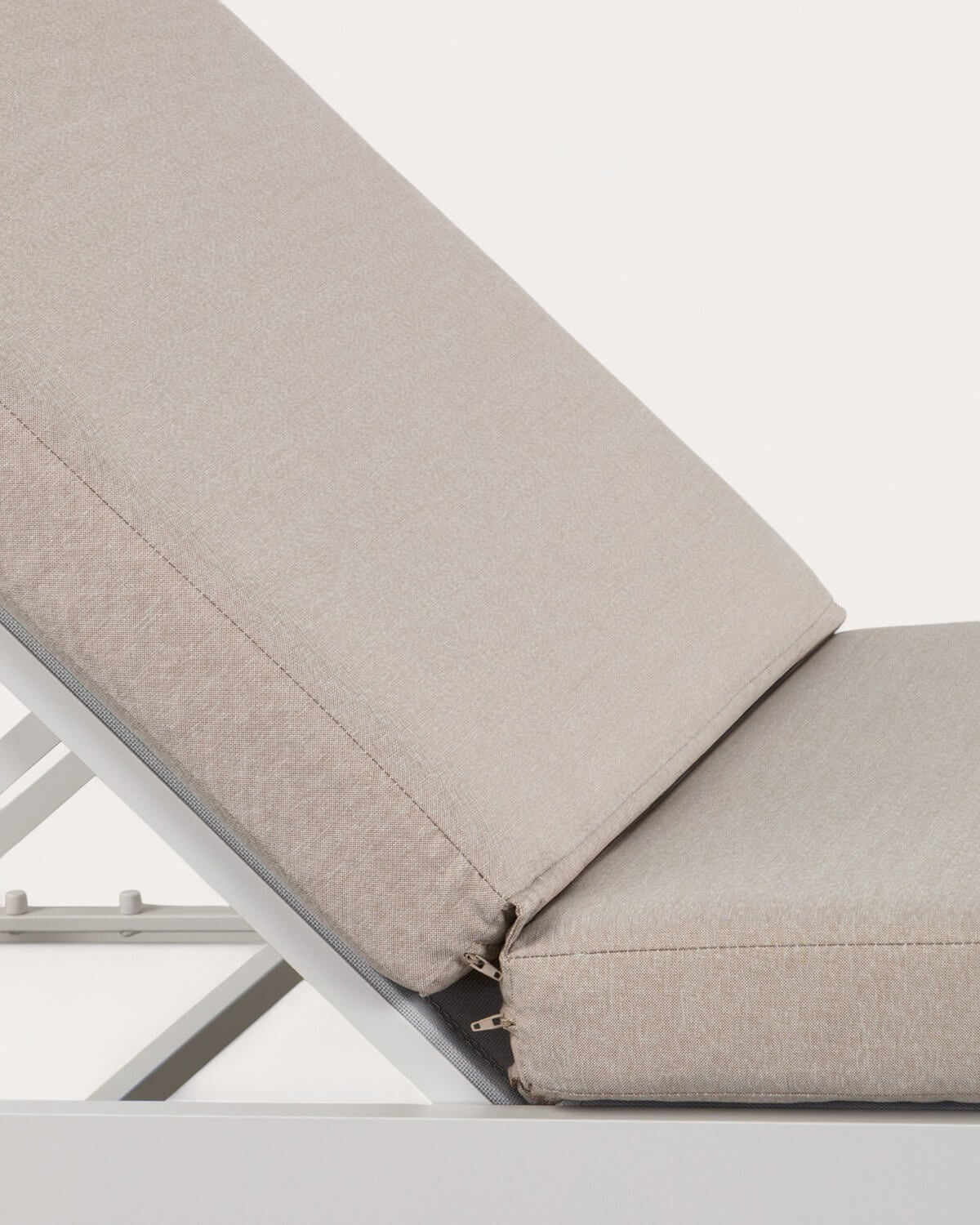 Chaise longue Inclinable en Aluminium avec Coussin en Tissu New Kreta , image de la gelerie 4