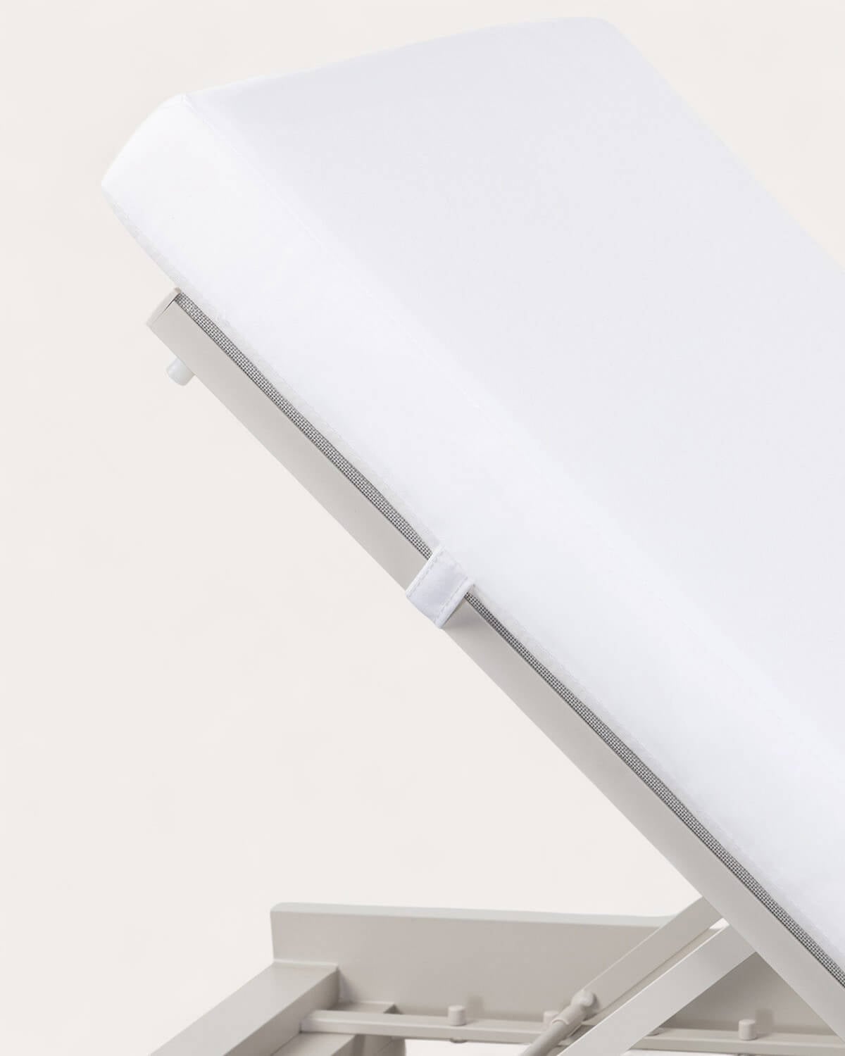 Chaise longue Inclinable en Aluminium avec Coussin en Tissu New Kreta , image de la gelerie 2