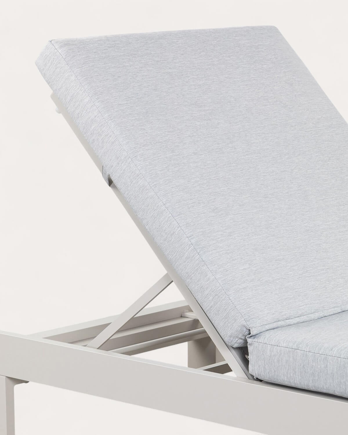 Chaise longue Inclinable en Aluminium avec Coussin en Tissu New Kreta , image de la gelerie 2
