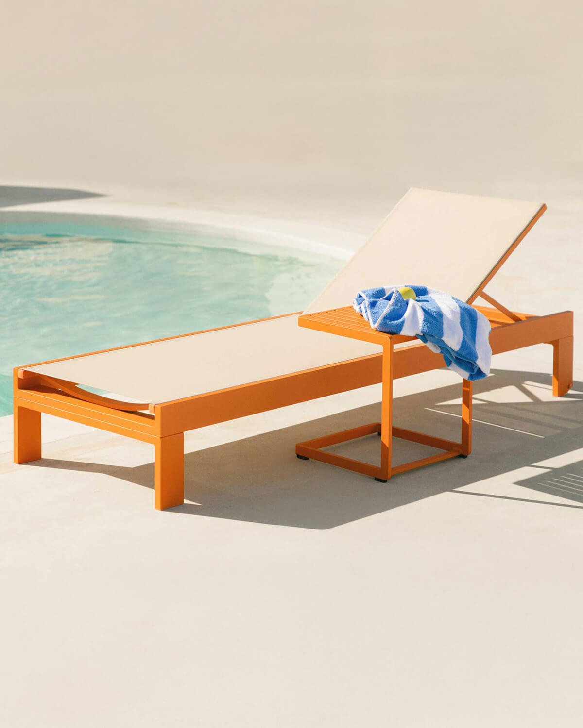 Ensemble Chaise Longue et Table d'Appoint en Aluminium (40 40 cm) New Kreta, image de la gelerie 2