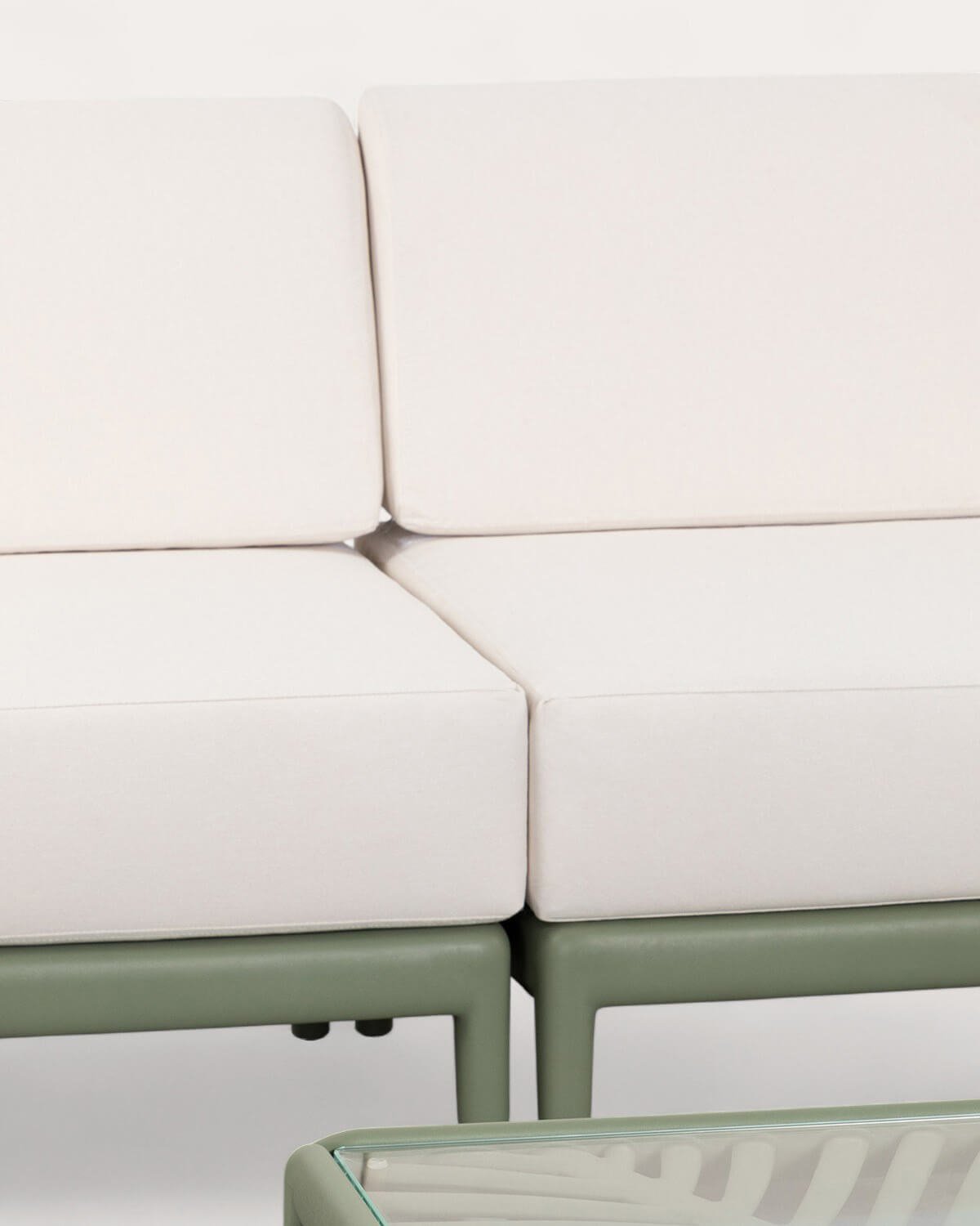 Ensemble de Jardin avec Canapé 2 Places, 2 Fauteuils et une Table Basse en Verre Trempé et Polypropylène Meivy, image de la gelerie 4