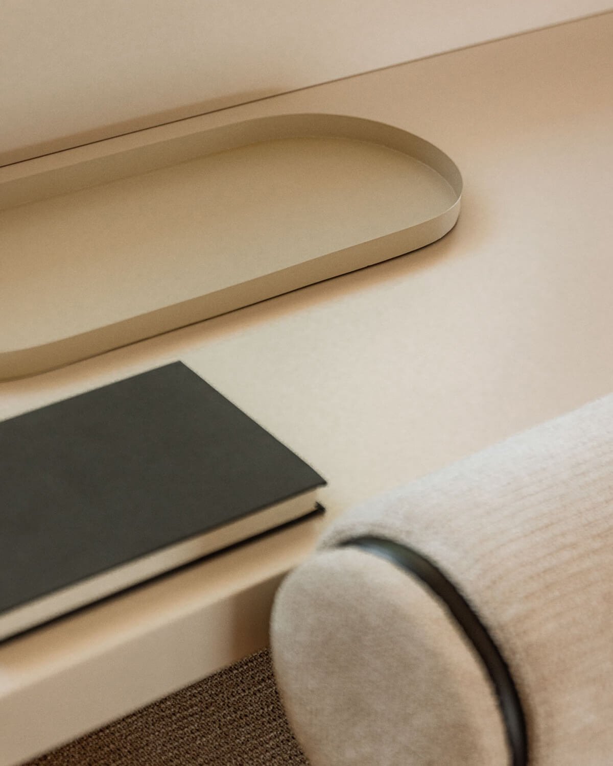 Plateau Vide de Poche en Métal Airas, image de la gelerie 2