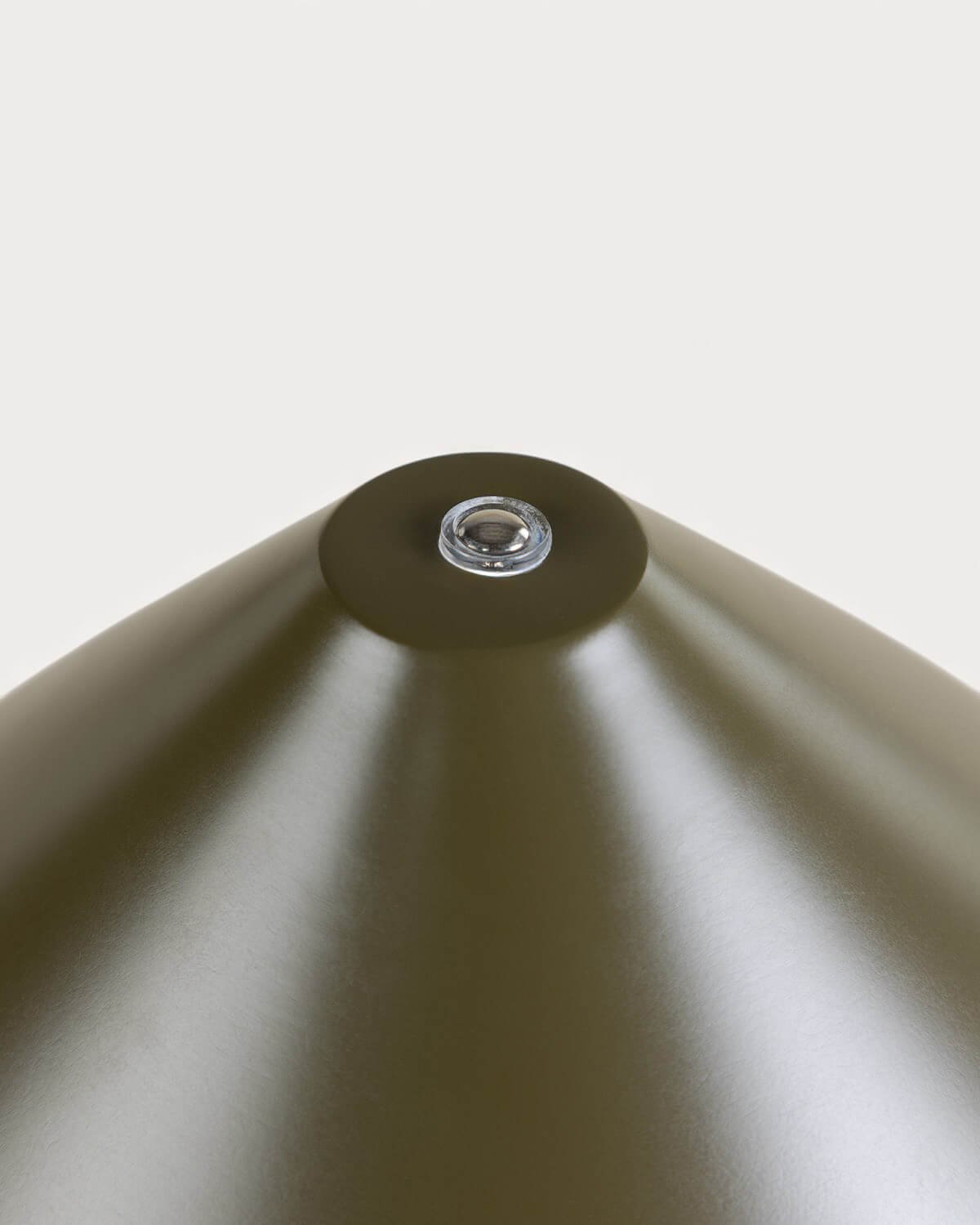 Lampe de Table d'Extérieur à LED Sans Fil à Intensité Variable Gavi, image de la gelerie 5