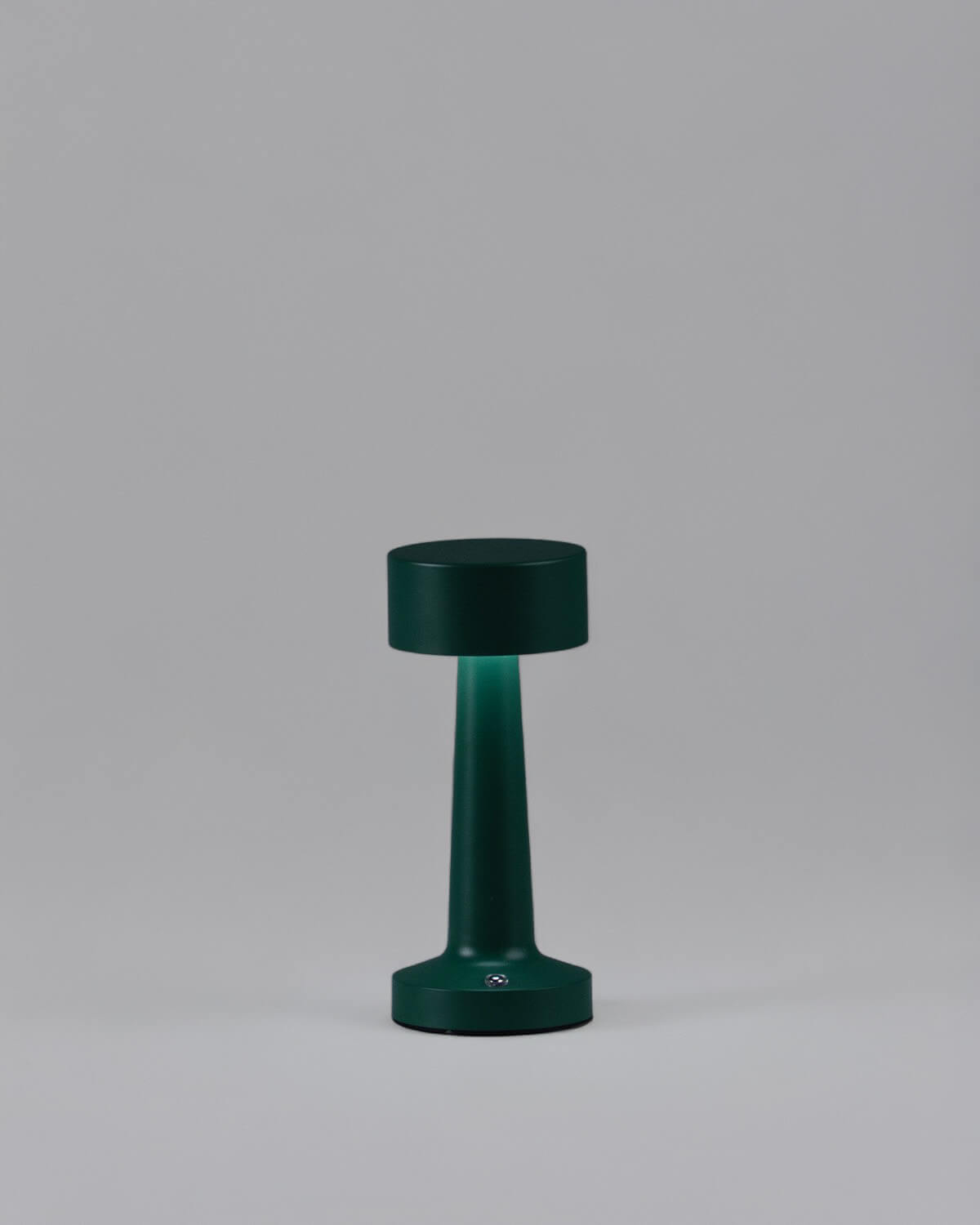 Lampe de Table LED d'Extérieur Sans Fil à Intensité Variable Shimon, image de la gelerie 2