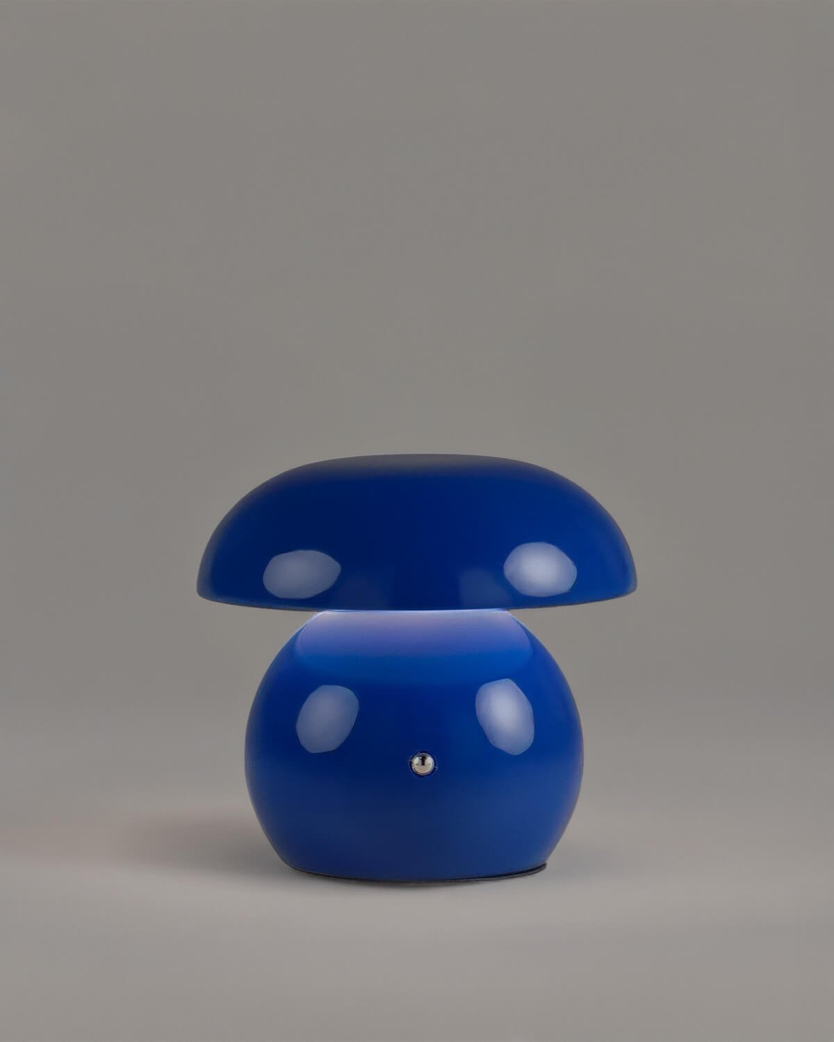 Lampe de Table LED d'Extérieur Sans Fil à Intensité Variable Yemi, image de la gelerie 2