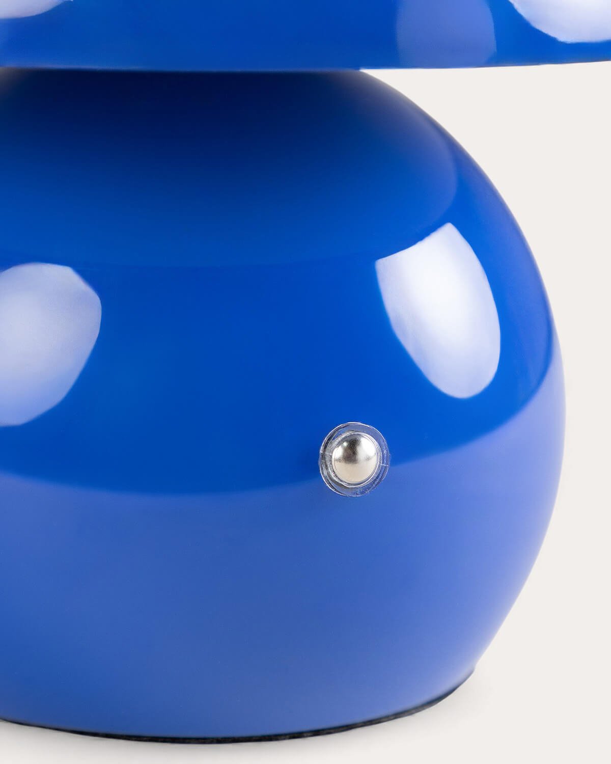 Lampe de Table LED d'Extérieur Sans Fil à Intensité Variable Yemi, image de la gelerie 5