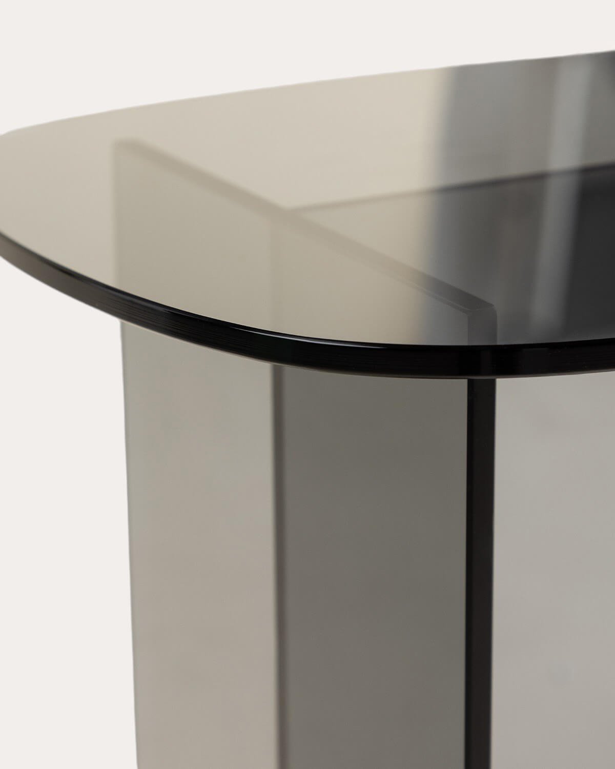 Table d'Appoint Ovale en Verre Trempé (40,5x40 cm) Urel, image de la gelerie 5