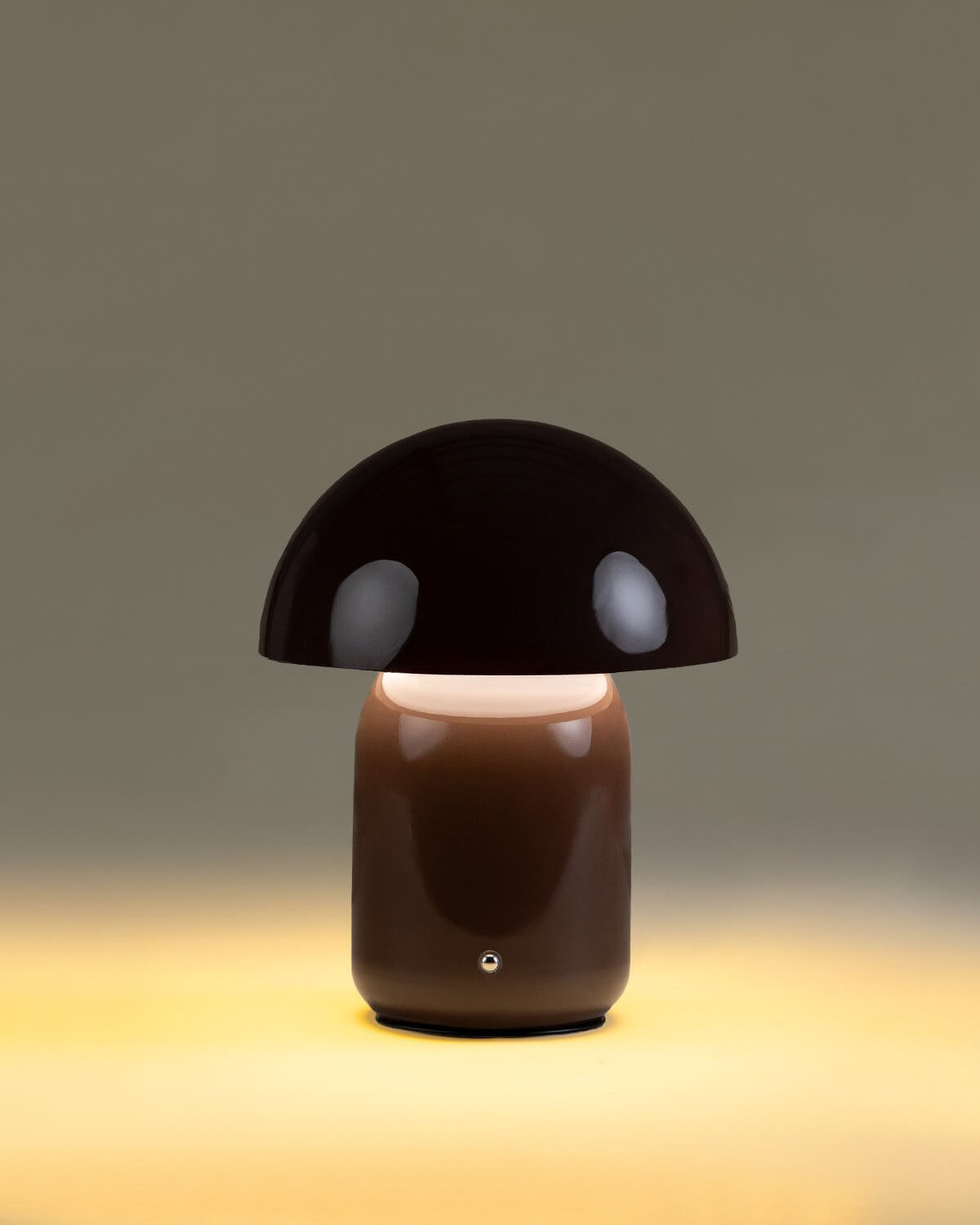 Lampe de Table d'Extérieur à LED Sans Fil à Intensité Variable Cecilia, image de la gelerie 4