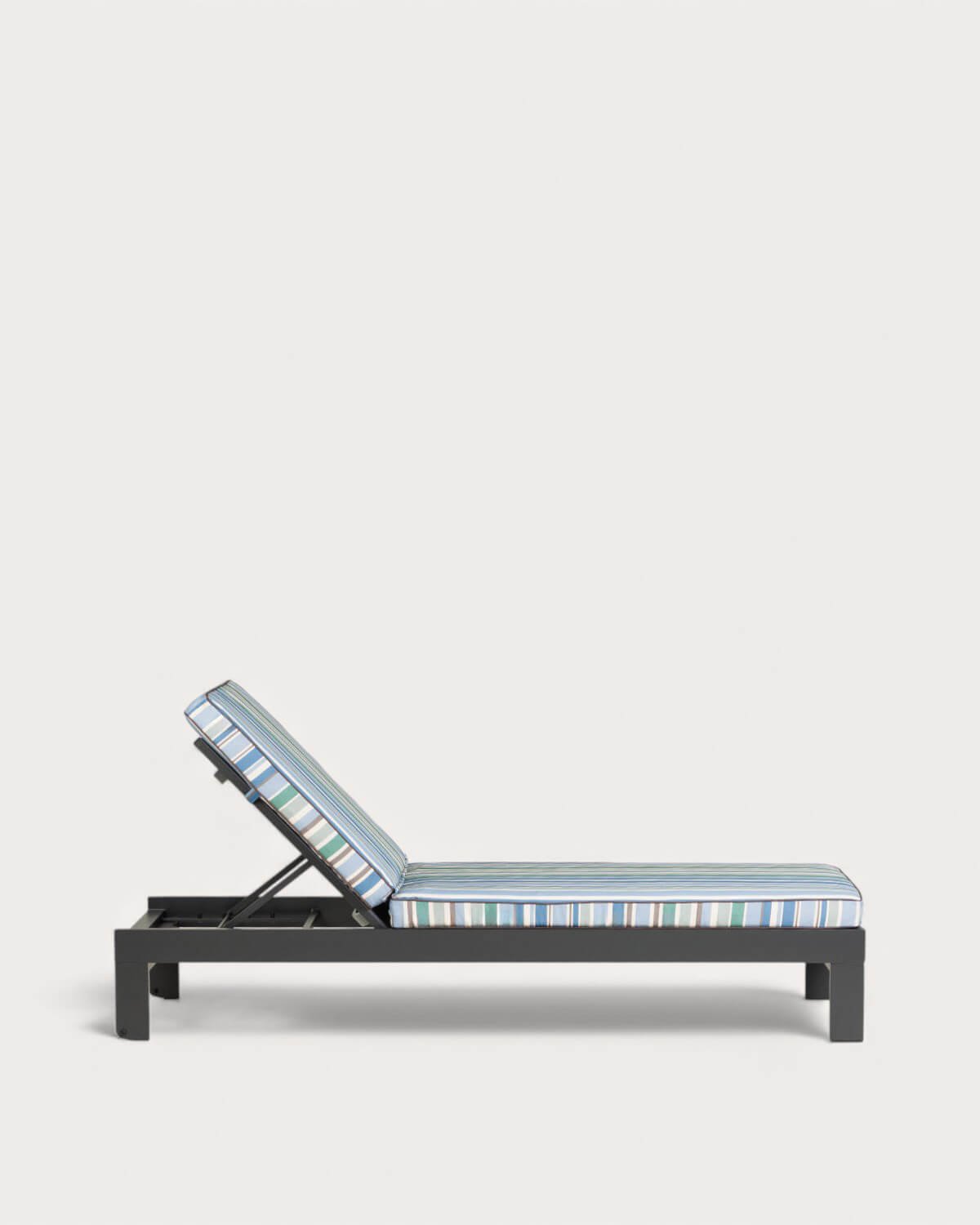 Chaise Longue Inclinable en Aluminium Kreta avec Coussin en Tissu Edimbra, image de la gelerie 3