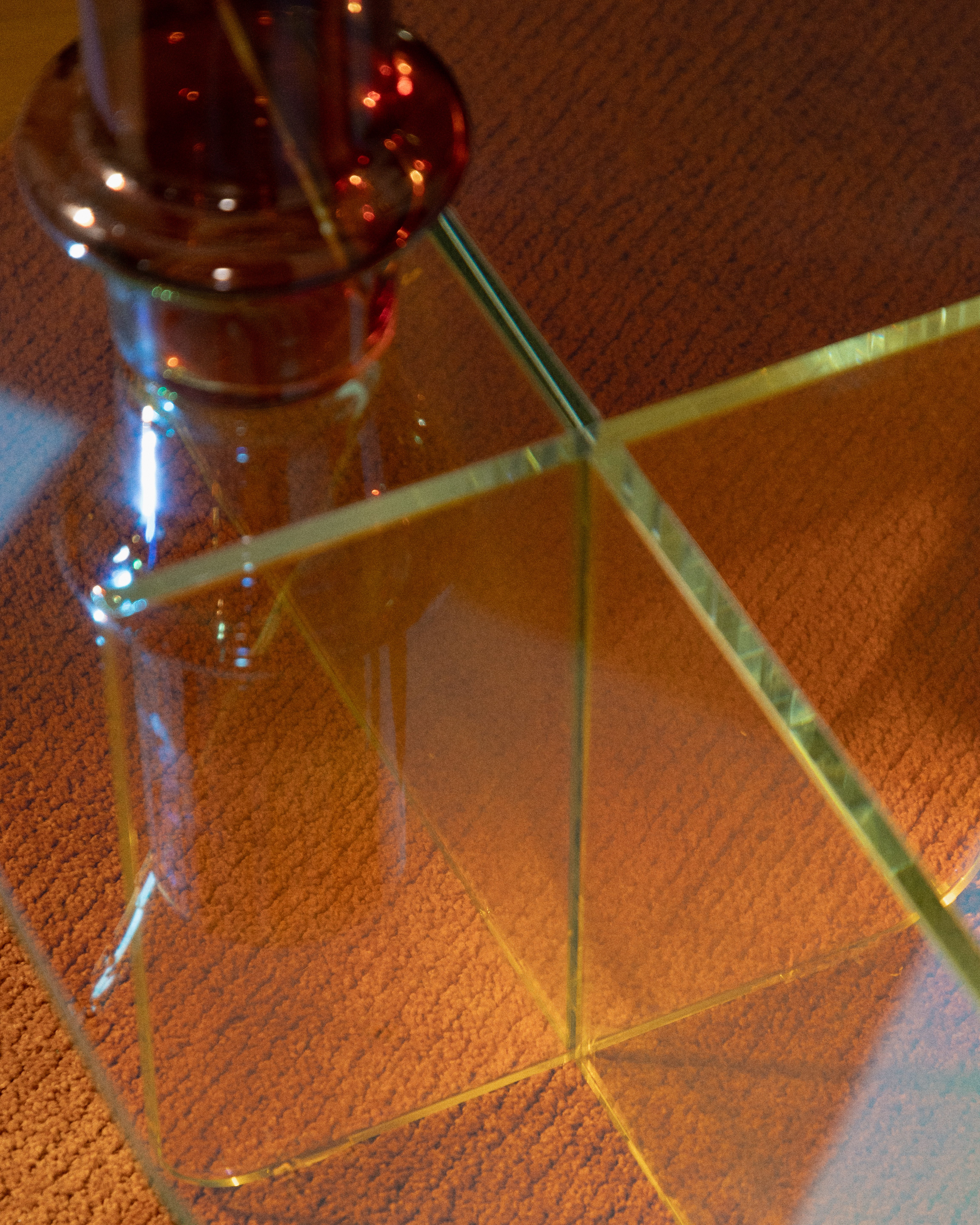 Table Basse Ovale Irisé en Verre Trempé (90x50 cm) Iris, image de la gelerie 3