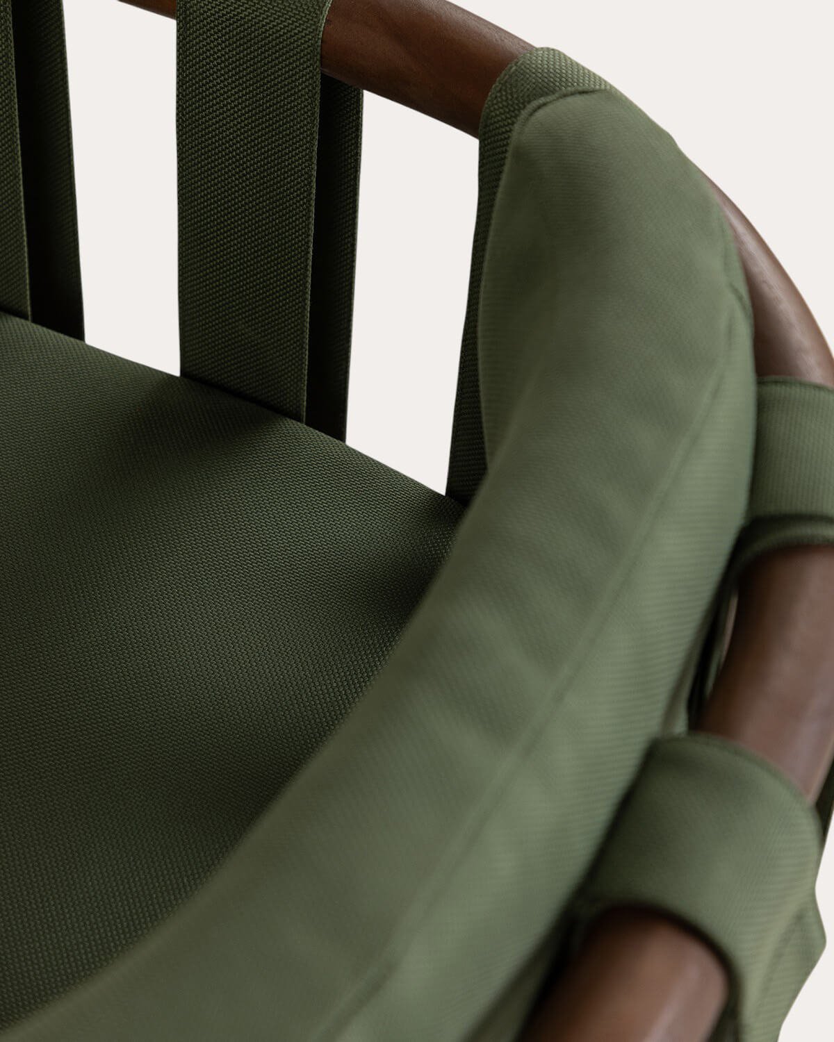 Pack de 4 Chaises d'Extérieur en bois d'Eucalyptus avec Accoudoirs Edvard, image de la gelerie 5