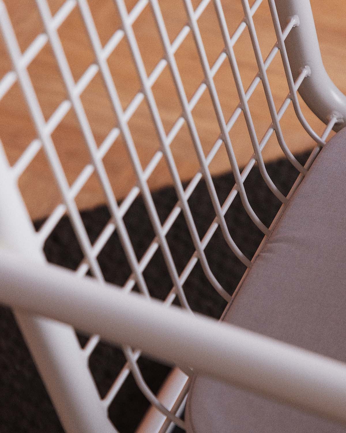 Pack de 4 Chaises de Salle à Manger en Métal avec Accoudoirs Biaritz, image de la gelerie 3