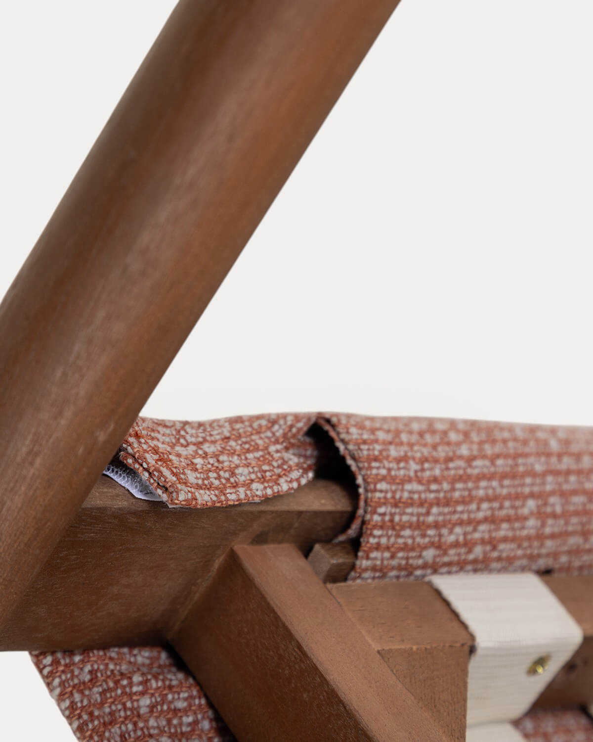 Chaise d'Extérieur en Bois d'Eucalyptus et Tissu Clhoti, image de la gelerie 8