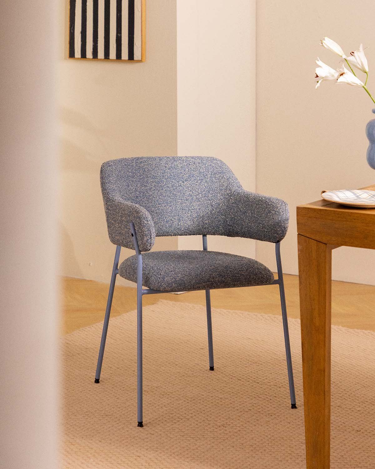 Chaise de Salle à Manger avec Accoudoirs en Tissu et Métal Stana, image de la gelerie 2