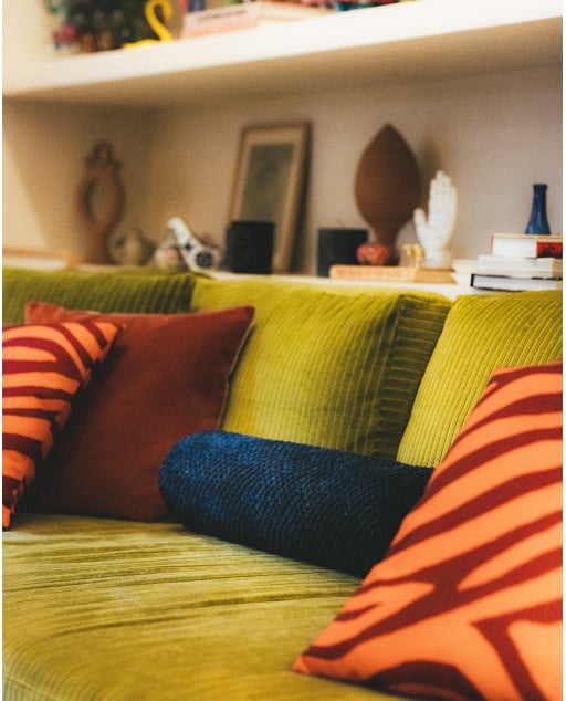 Coussin Cylindrique en Tissu (63x15 cm) Pompons