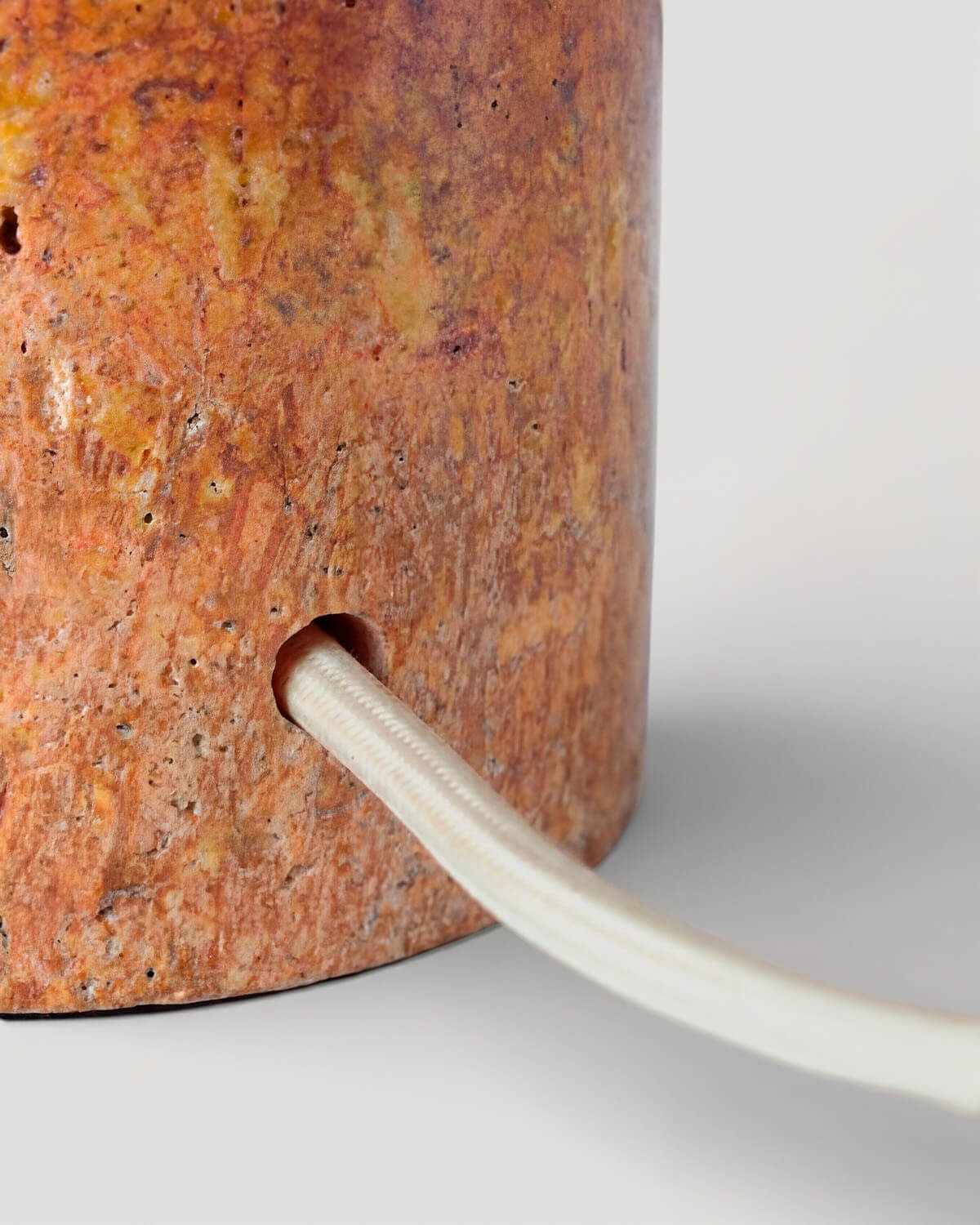 Lampe de Table en Marbre Traventin (Ø35 cm) Fauzzi, image de la gelerie 5