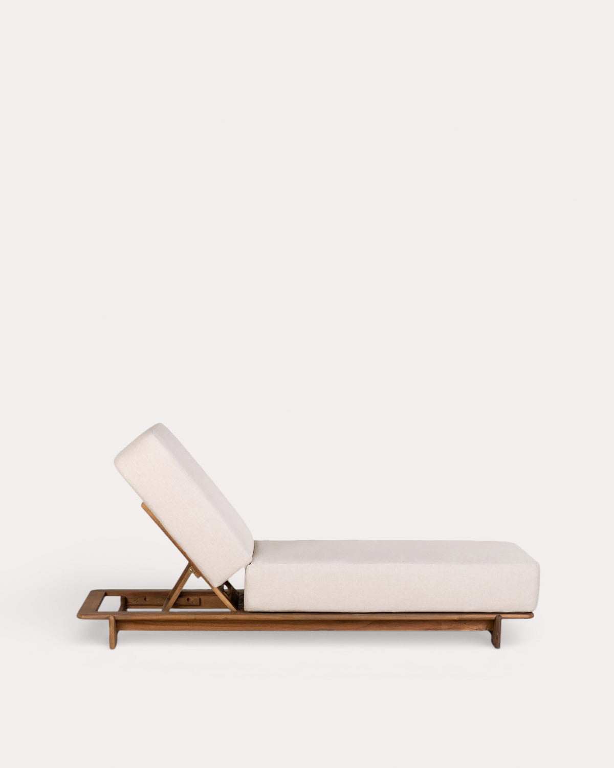 Chaise Longue Inclinable en Bois d'Acacia avec Coussin en Tissu Cael , image de la gelerie 4