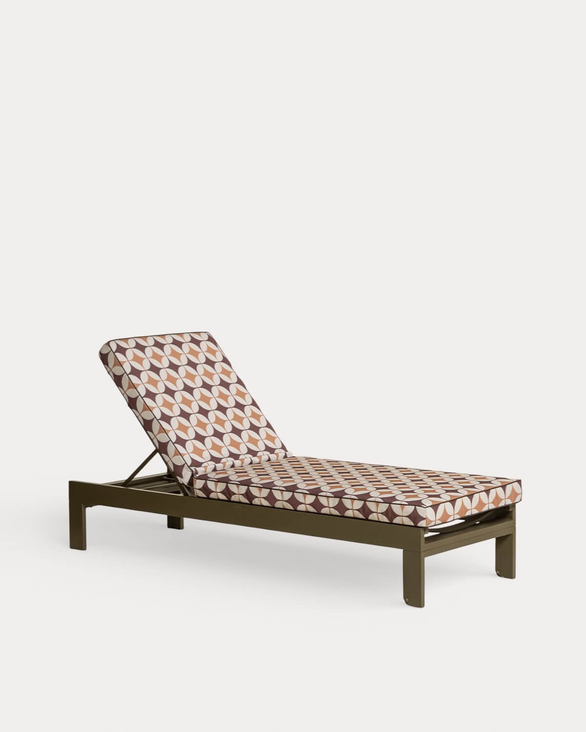 Chaise Longue Inclinable en Aluminium Kreta avec Coussin en Tissu Edimbra, image de la gelerie 1