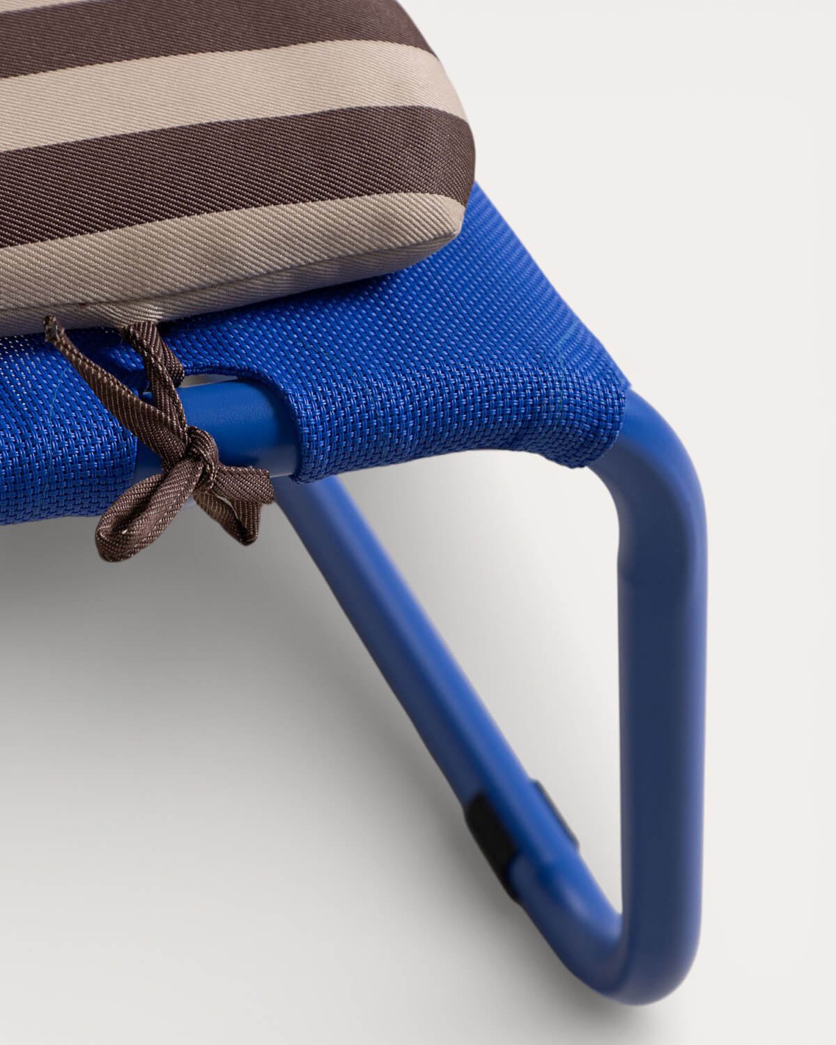 Transat en Aluminium et Tissu avec Roulettes Mitha, image de la gelerie 7