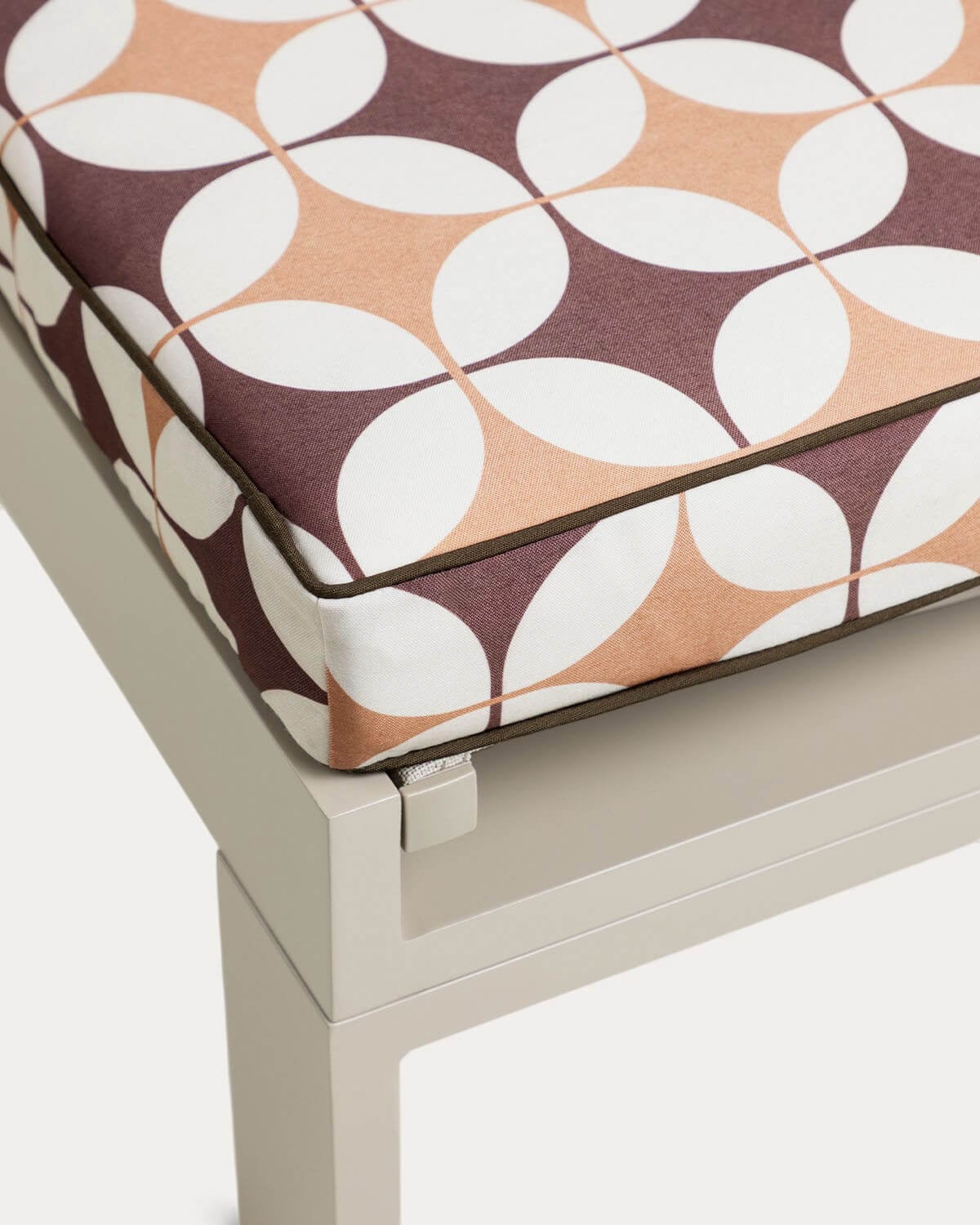 Chaise Longue Inclinable en Aluminium Kreta avec Coussin en Tissu Edimbra, image de la gelerie 8