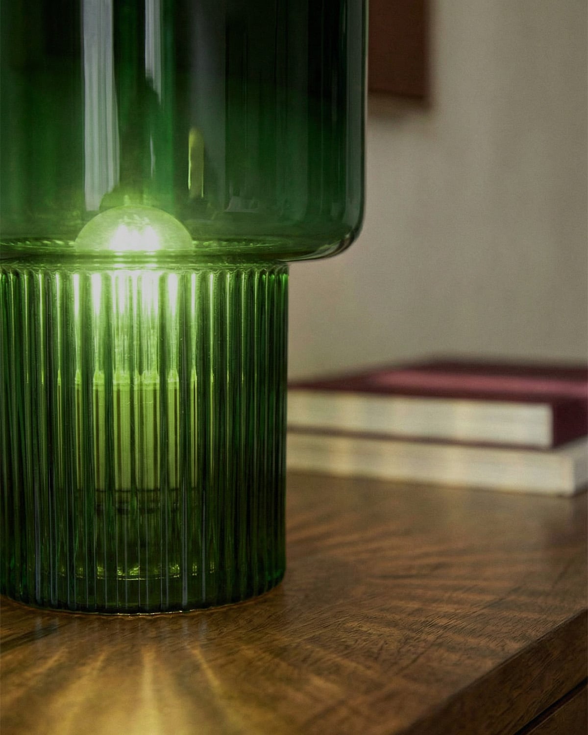 Lampe de Table en Verre Hiva, image de la gelerie 3