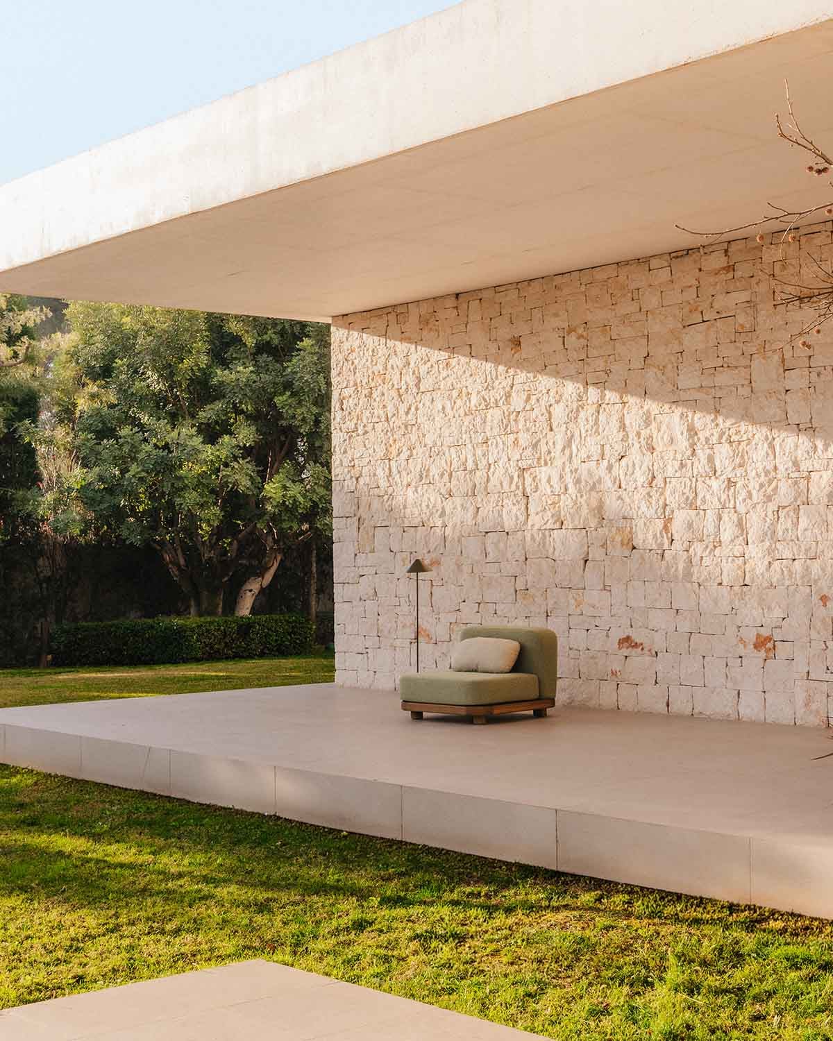 Module de Jardin en Bois d'Acacia et Tissu pour Canapé Modulaire Redik, image de la gelerie 2