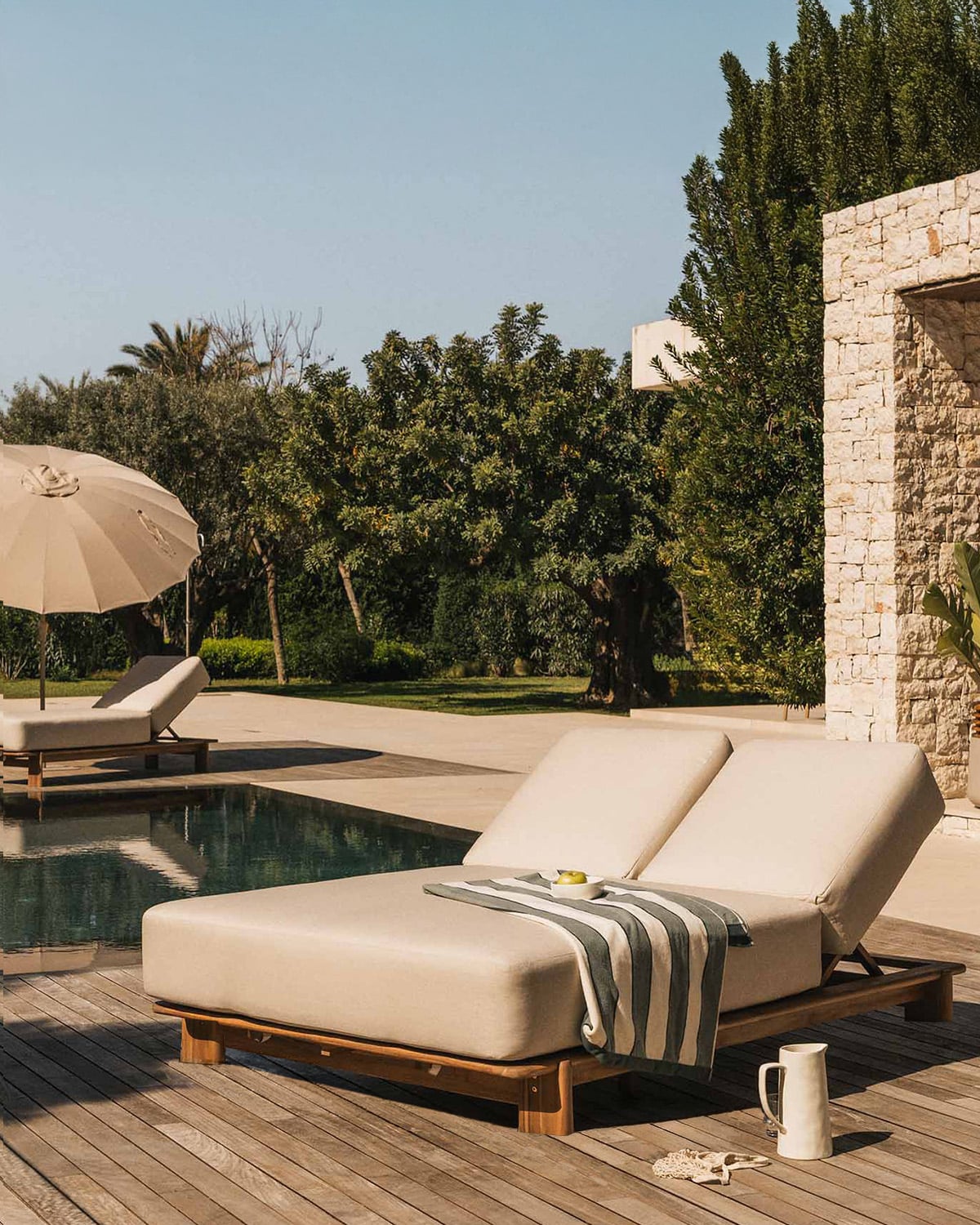 Chaise Longue Double Inclinable en Bois d'Acacia avec Coussin en Tissu Cael , image de la gelerie 2