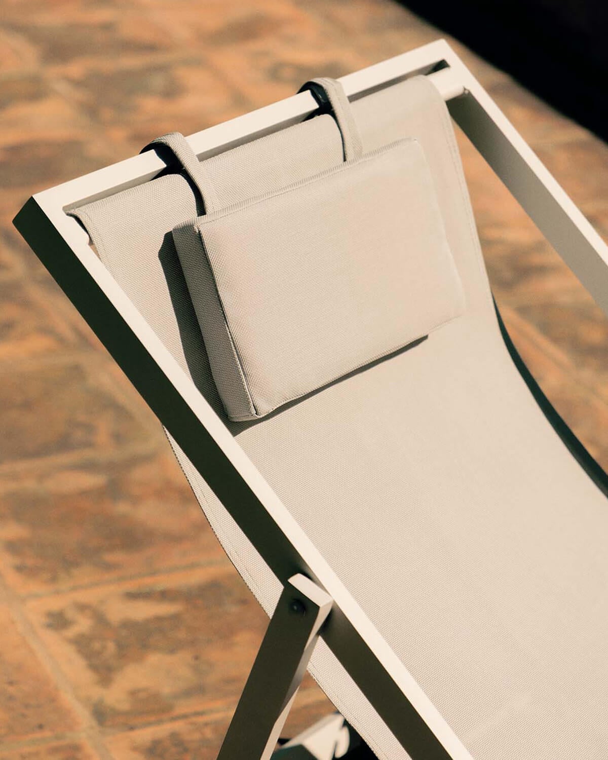 Hamac Inclinable en Aluminium avec Coussin Rilas, image de la gelerie 3