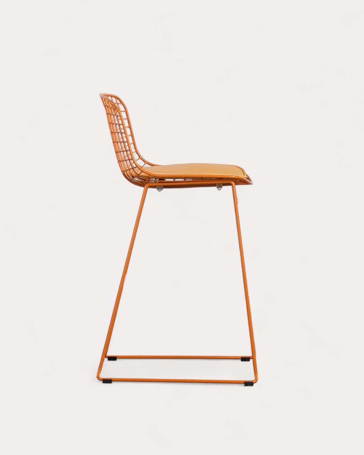 Pack de 4 Tabourets Hauts en Acier (66 cm) Dossier Bas Aras, image de la gelerie 3
