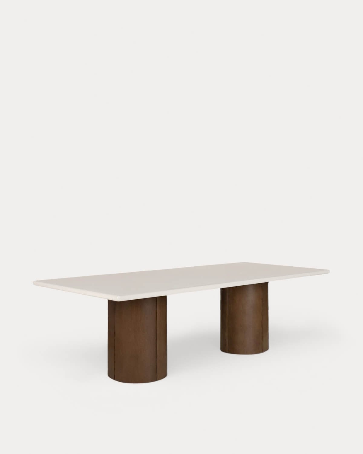 Ensemble Table Rectangulaire en Ciment Eneiza (230x110 cm) et 8 Fauteuils d'Extérieur en Bois Clhoti, image de la gelerie 3