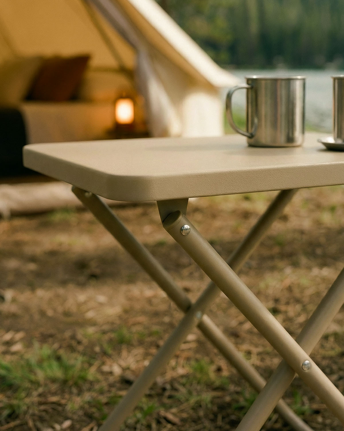 Table d'Appoint Pliante en Métal (50x50 cm) Bowye, image de la gelerie 3