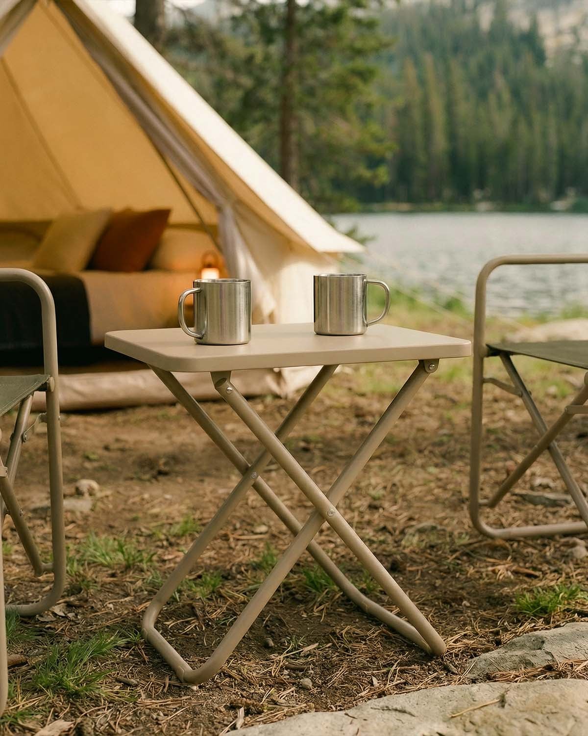 Table d'Appoint Pliante en Métal (50x50 cm) Bowye, image de la gelerie 2