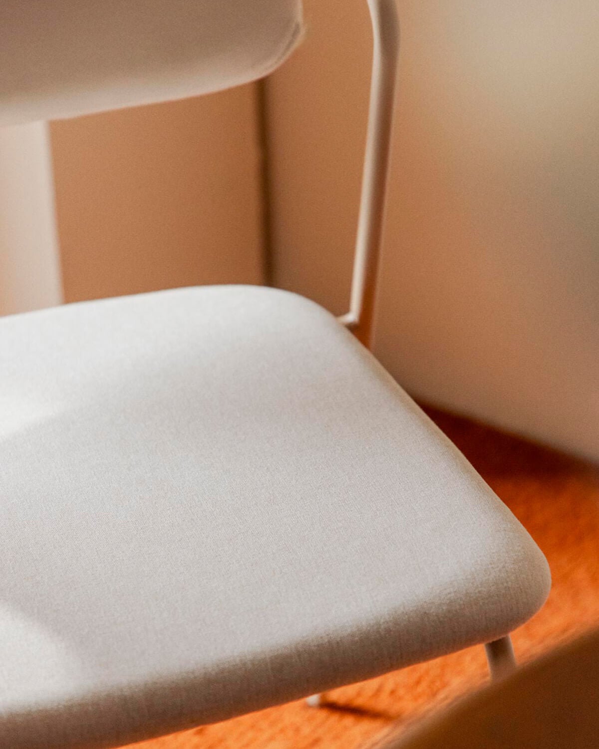 Pack 4 Chaises de Salle à Manger en Velours et Tissu Irun, image de la gelerie 3