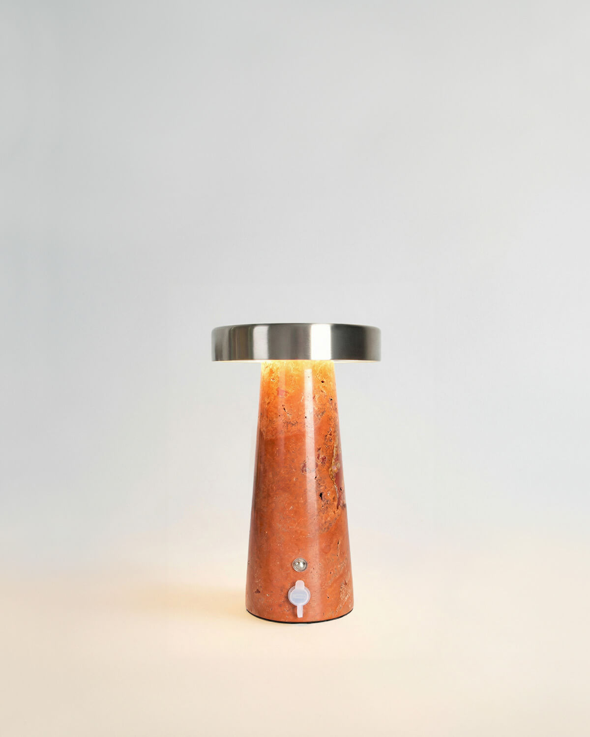 Lampe de Table d'Extérieur sans Fil à LED en Marbre et Métal Mysha, image de la gelerie 5