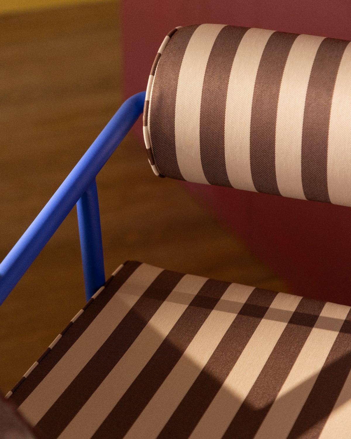 Pack 4 Chaises de Salle à Manger en Métal et Tissu Mitha, image de la gelerie 5