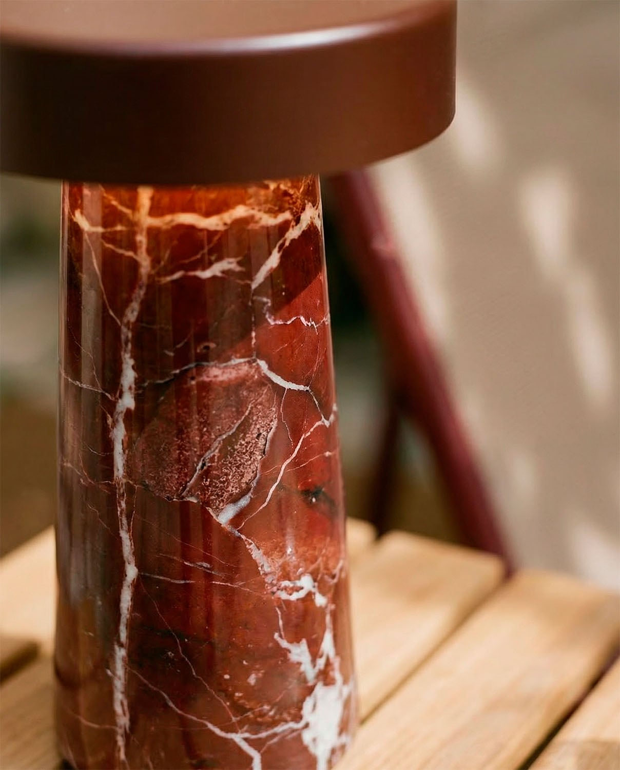 Lampe de Table d'Extérieur sans Fil à LED en Marbre et Métal Mysha, image de la gelerie 3