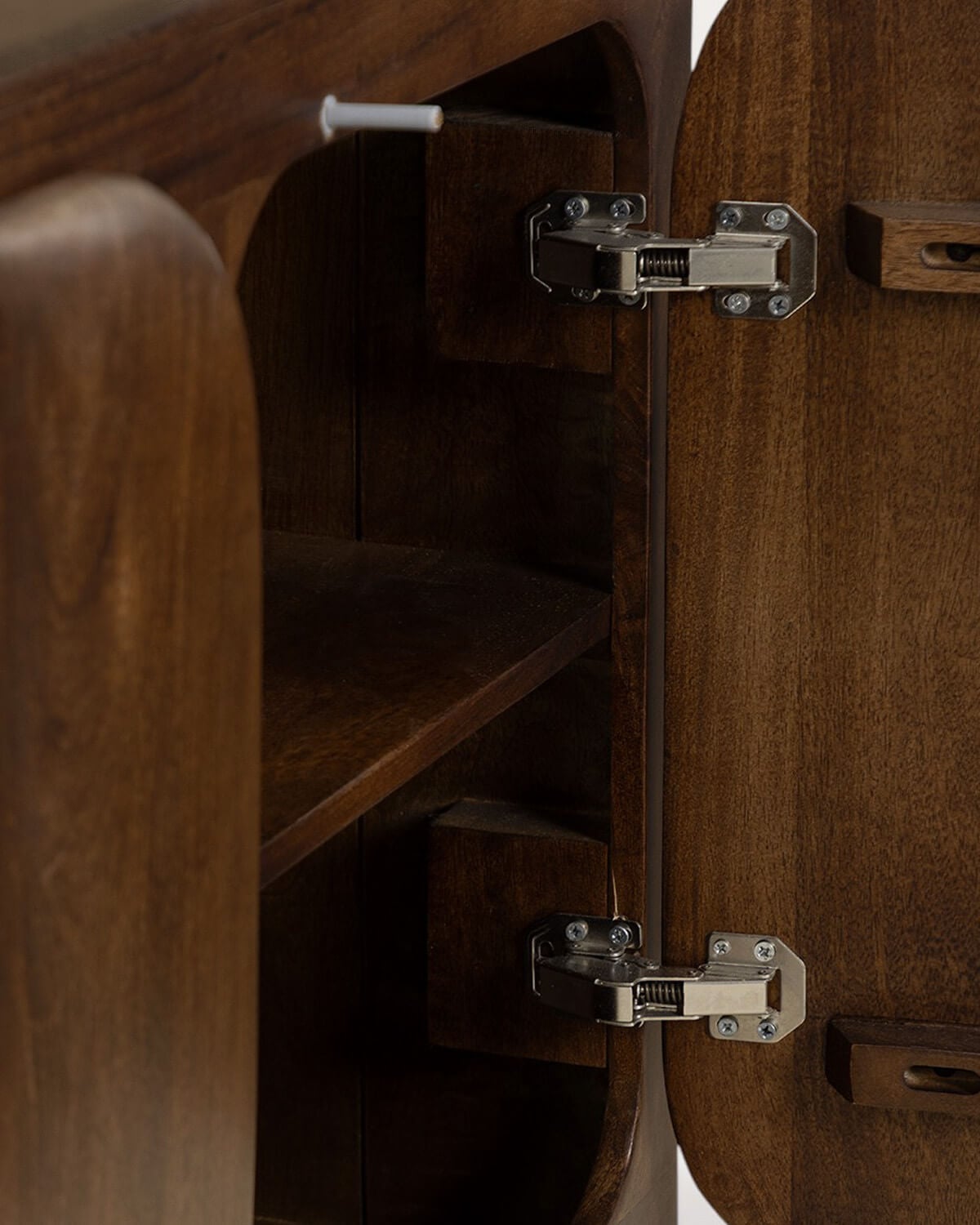 Buffet Bas avec 4 Portes en Bois de Manguier Orlean, image de la gelerie 6