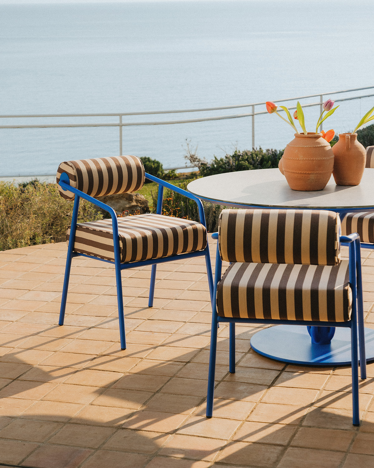 Pack 2 Chaises d'Extérieur en Métal et Tissu Mitha, image de la gelerie 2