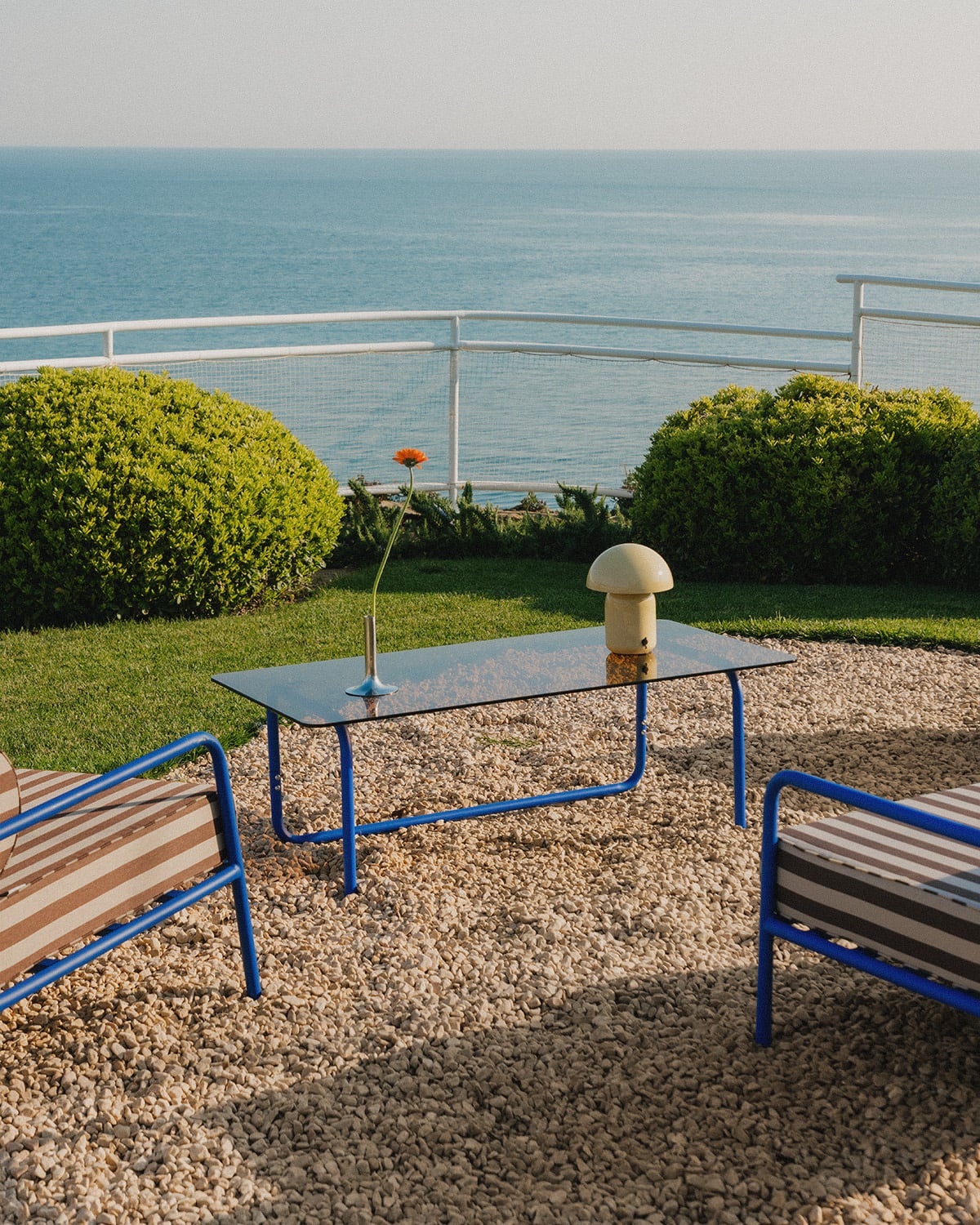 Table Basse d'Extérieur en Métal et Verre Trempé (120x60 cm) Mitha, image de la gelerie 2