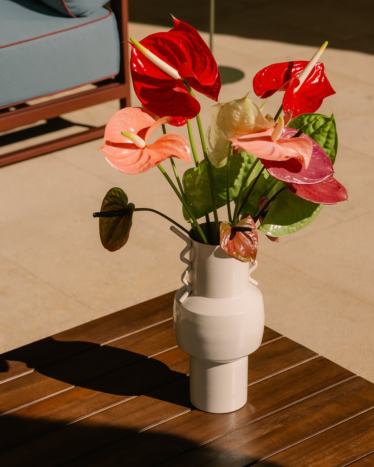 Table Basse Carrée d'Extérieur en Bois d'Acacia et Métal (100x100 cm) Kristen, image de la gelerie 3